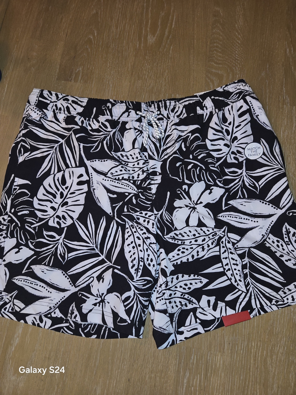 Men's Resort Swim Trunk Black & White Tropical Print Swim Shorts New Sz XL